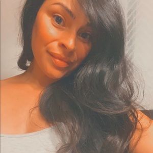 Meet your Posher, Norma